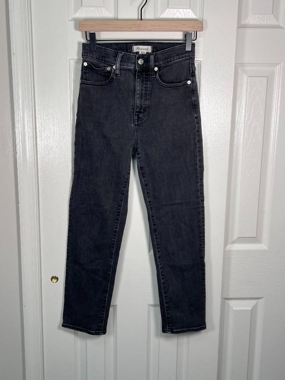 Madewell Classic Black Straight Leg Jeans in Lunar Wash Size 24